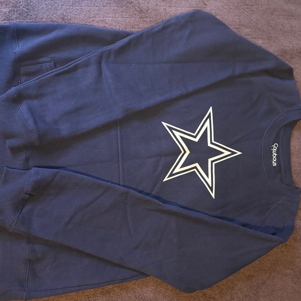 Dallas Cowboys Navy Blue Star Crew Neck Sweatshirt with front pocket